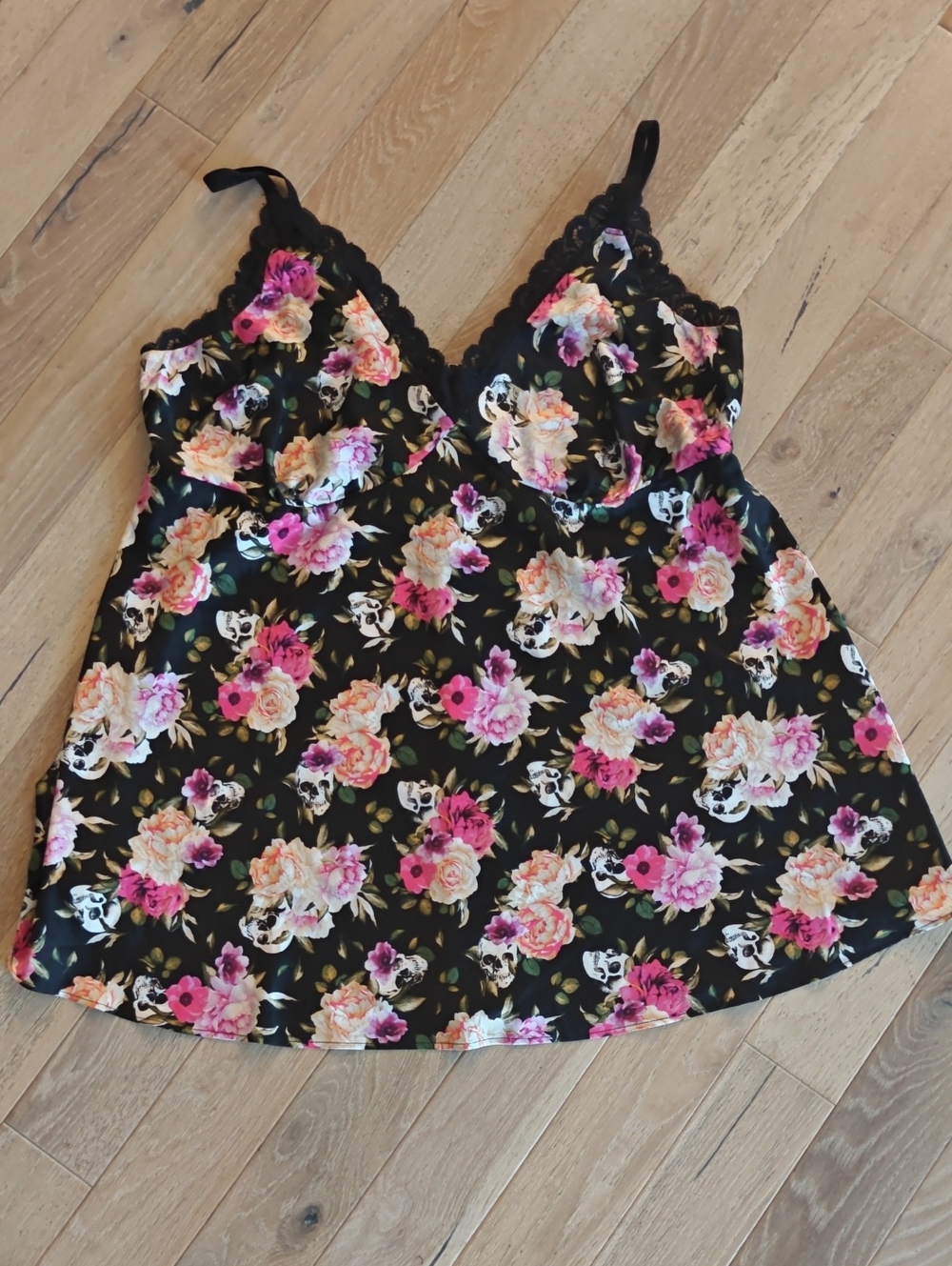 Torrid Curve Slip Dress WOMEN 2X Robe + Chemise Babydoll Sheer Skull Floral 🌹🌹